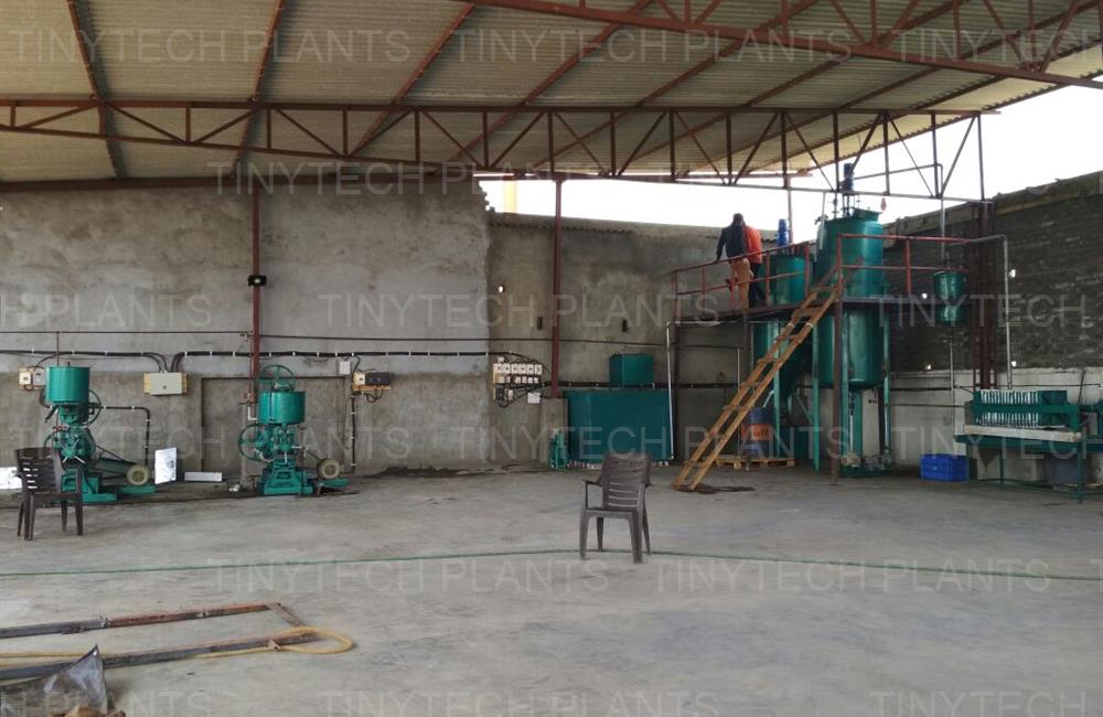 Castor Seed 6 Tons Oil Mill Palnt - Ankleshwar, INDIA